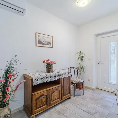 Mladinic - Sea View * Milna (Brac)
