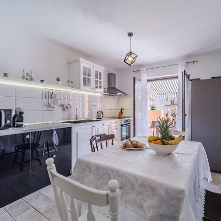 Mladinic - Sea View Apartamento *