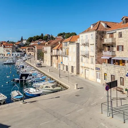 Apartamento Mladinic - Sea View Milna (Brac)