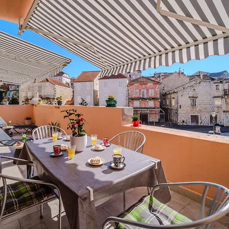 Apartamento Mladinic - Sea View Milna (Brac)